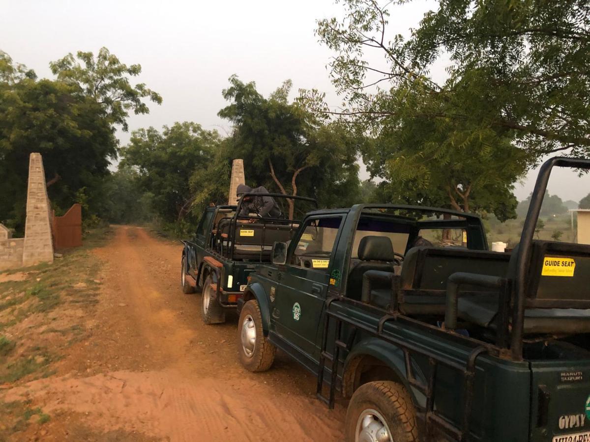 7 Tigers Resort Tadoba Kolāra Exterior foto
